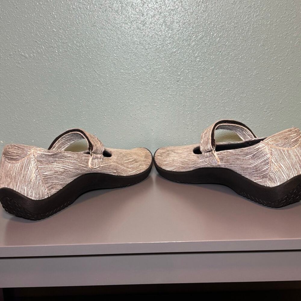 Arcopedico LTech Womens Size 40 US 9.5 Metallic Bronze Mary Jane Comfort Flats - Picture 6 of 8
